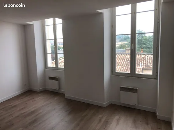Studio Blaye à louer