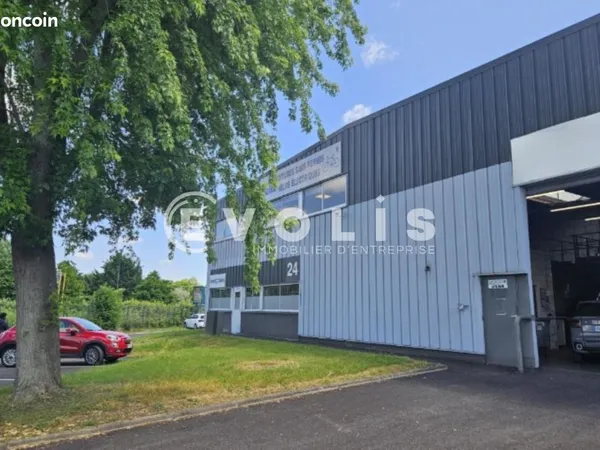Local d'activité 499 m²
