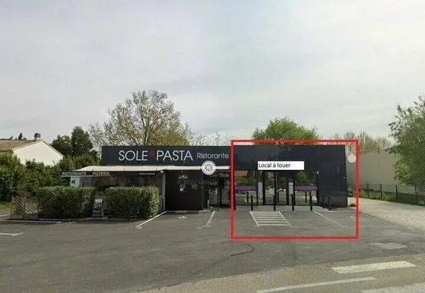Local commercial 250 m²