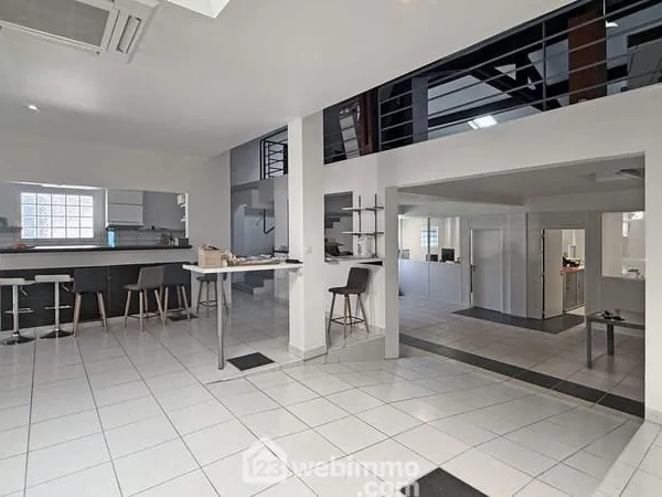 Maison de ville - 430m² - Ormesson-sur-Marne