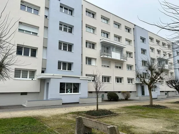 APPARTEMENT LUMINEUX T4 DE 75m2 AU 2ÈME ÉTAGE RÉSIDENCE GEOR