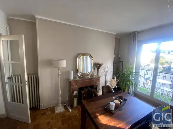Appartement 4 pièces 100 m²