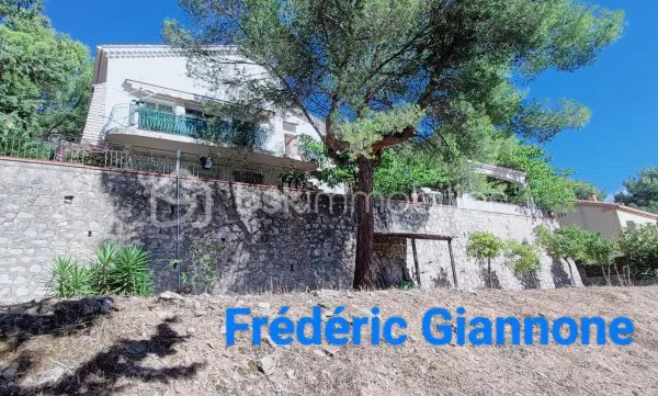 Maison 4 pièces 160 m²