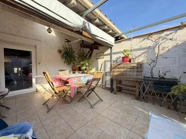 Appartement terrasse 1 pièce 46 m²