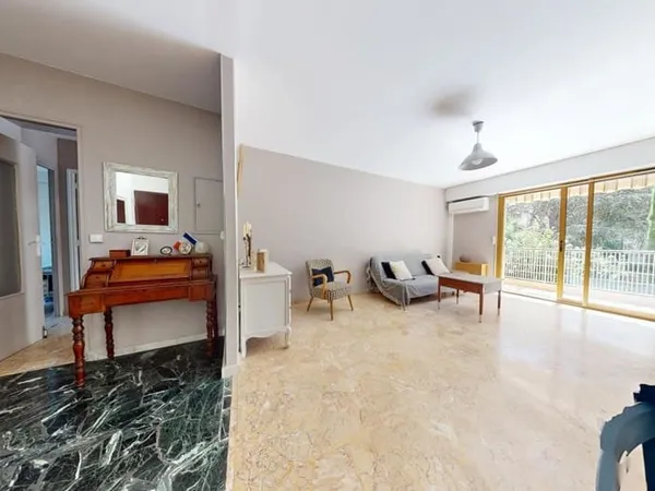 Appartement 3P 79 m2 proche centre ville de sainte-maxime