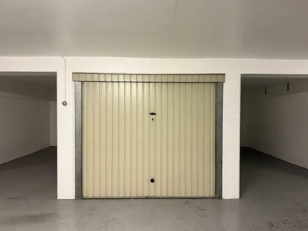BOX - MAIRIE DU XVIème