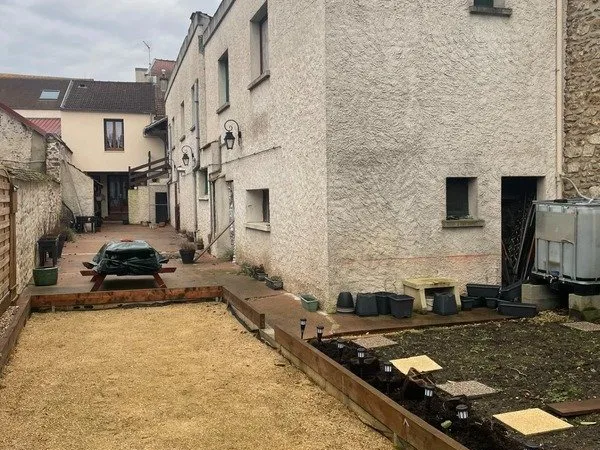 Immeuble à vendre BOURAY SUR JUINE (91)