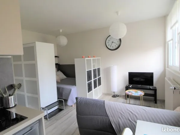 Studio meublé