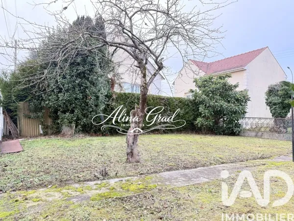 Terrain 227 m²