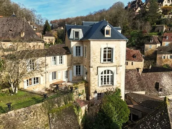 Demeure de caractère avec vue exceptionnelle sur la Dordogne