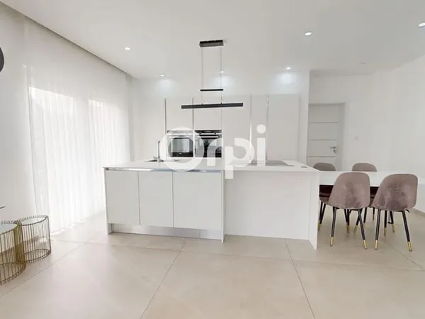 Maison 5 pièces 145 m²