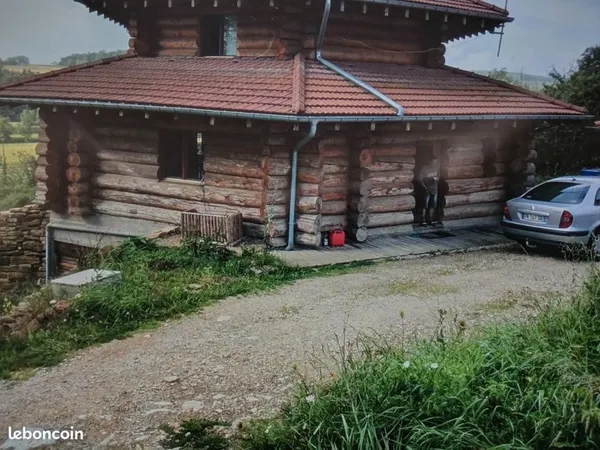 Maison en rondins