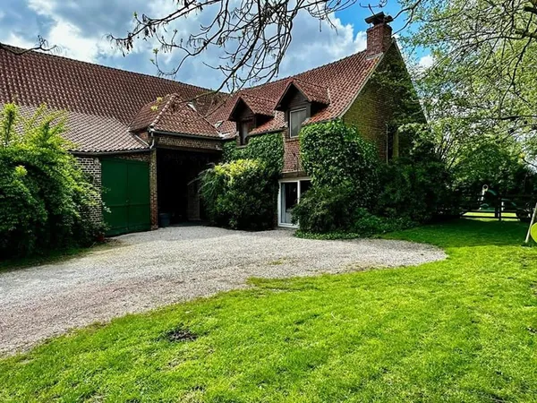 MAISON ANCIENNE RÉNOVÉE