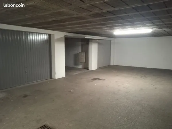 Box rue de la fraternité 15m2