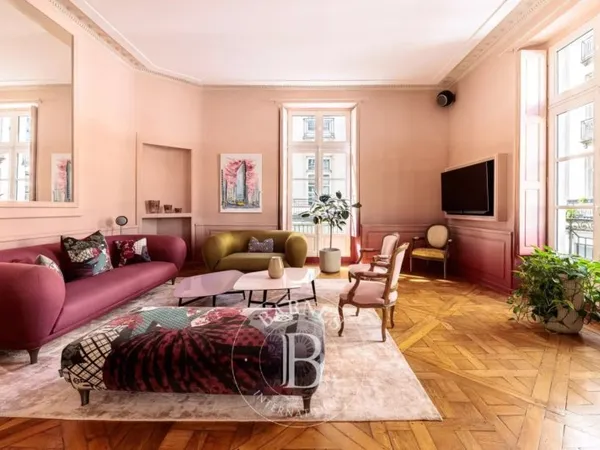 NANTES GRASLIN - Appartement spacieux aux prestations haut de ga