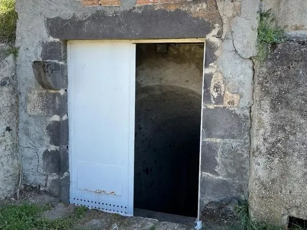 Loue cave vigneronne à Aubière