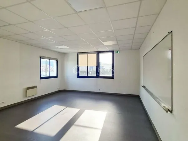 Bureaux 480 m²
