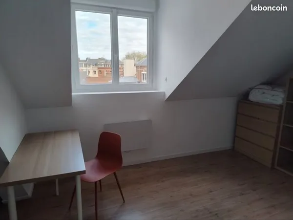 Studio meublé Amiens Rue des Otages 21m2