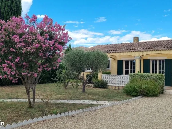 Villa 90 m² avec jardin 900 m² et dépendances
