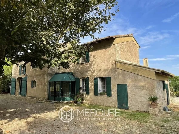 Ravissant Mas Ancien Restaure Avec Piscine En Petite Camargue