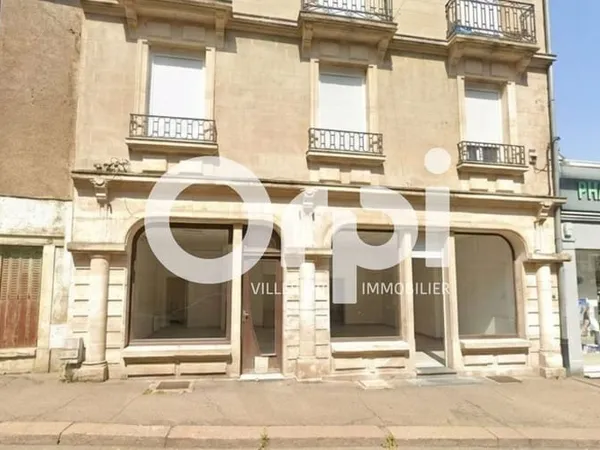 Local commercial 110 m²