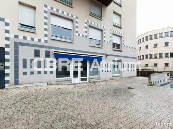 LOCAL COMMERCIAL 100 m² CLERMONT FERRAND