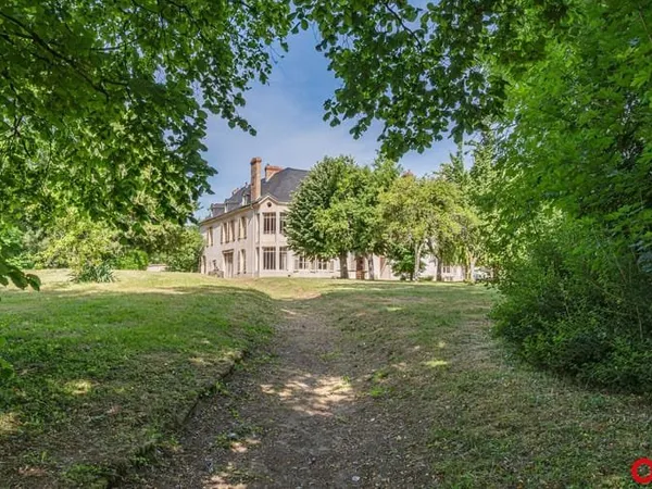 Maison 18 pièces 500 m²