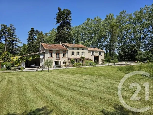 Maison 17 pièces 520 m²
