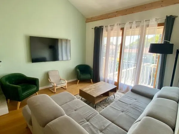Maison 4 chambres rénovée 130m2 villieu proche CNPE