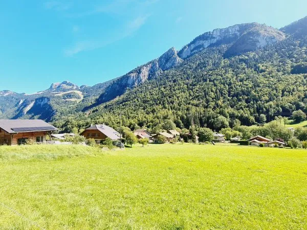 Terrain 7600 m²