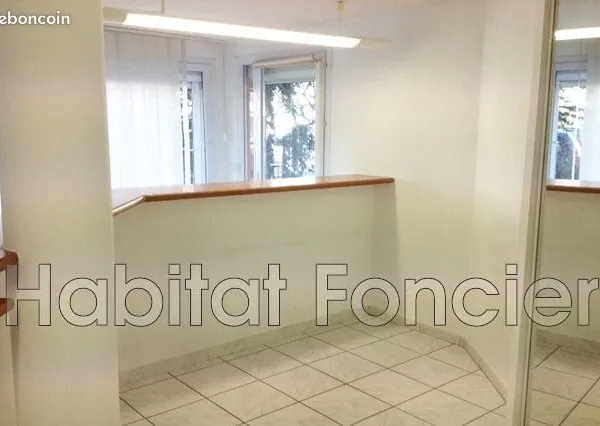 Bureaux 69 m² Perpignan