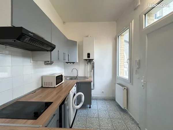 Studio 1 pièce 21 m²