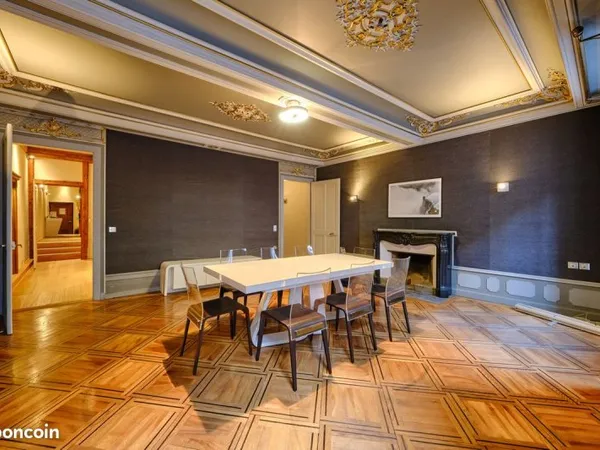 Bureaux 4 pièces 171 m²