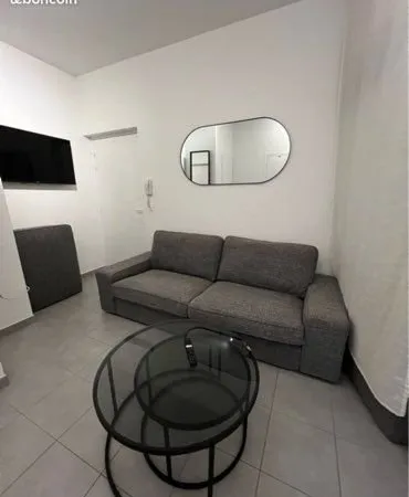 Studio meublé moderne