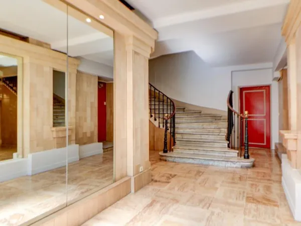 Carré d'or Grand F1 facilement transformable en 2 pièces