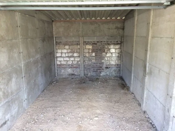 Parking 14 m²
