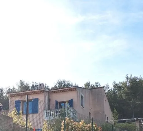 Maison 8 pieces 490.000 Terrain 385 m2