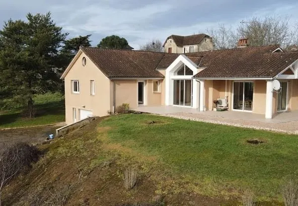 Maison 6 pièces 200 m²