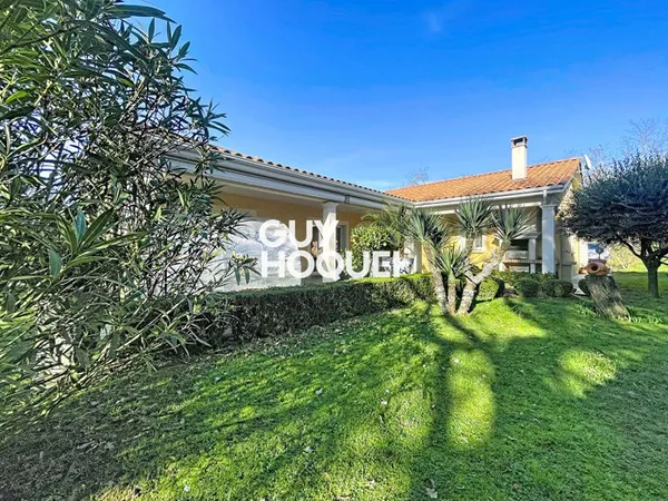 Magnifique Maison de Plain pied, 3 Chambres, Dble GGE - 71850 CHARNAY LES MACON