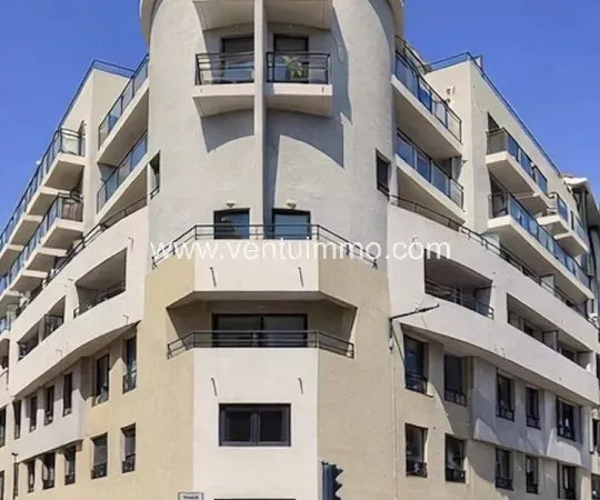 Cannes - Centre-ville - Beau 2 pièces avec terrasse à 5 mn des p