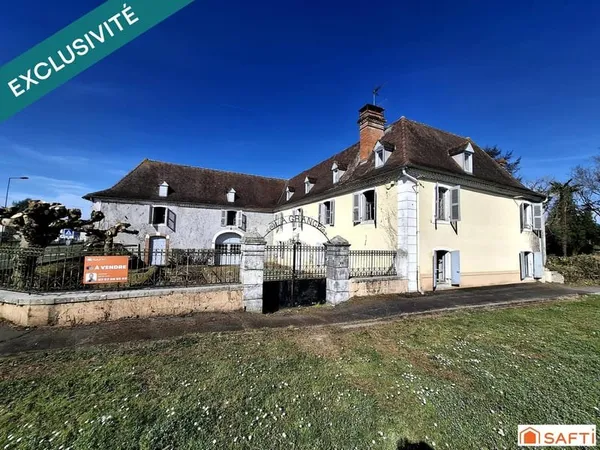 Immeuble de 550 m² - Fort potentiel - Parcelle de 8 573 m²