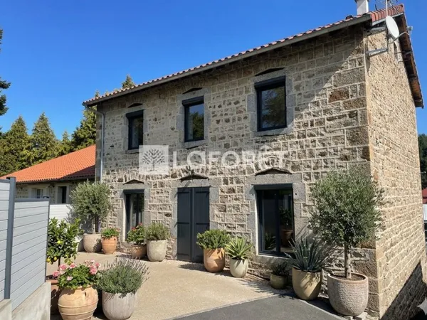 Maison 4 pièces 136 m²