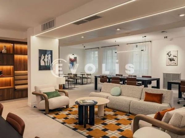 Bureaux 1011 m²