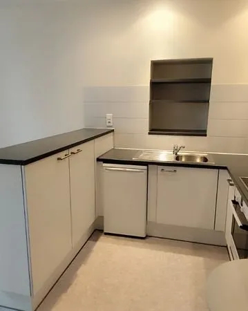 A louer joli appartement 2 pièces excellent état et très bien équipé