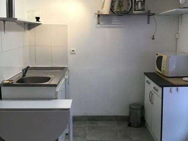 Studio meublé 22 m2 avec parking à Aix-en-Provence