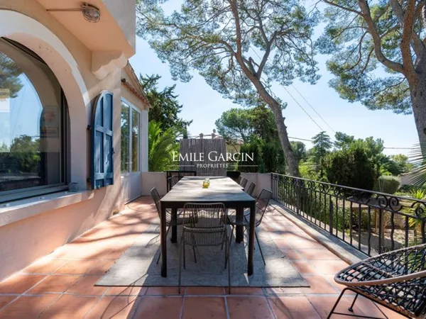 À vendre - La Ciotat| Maison Art Deco avec piscine