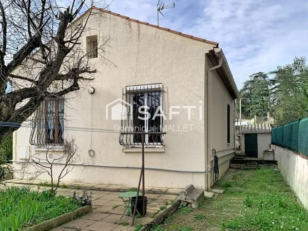 Maison indépendante avec jardin et garage