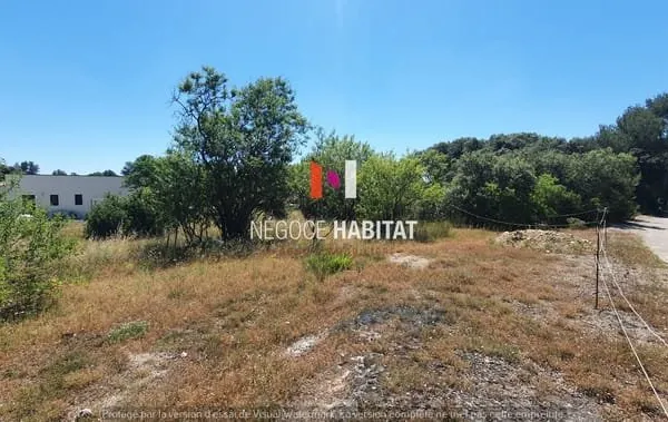 SOUVIGNARGUES TERRAIN A BATIR DE 750M2 HORS LOTISSEMENT