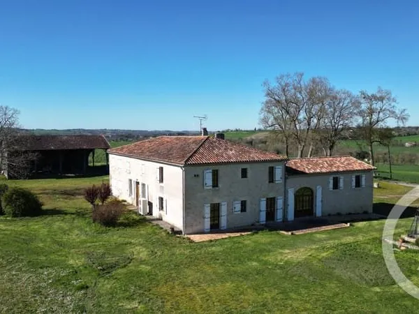 Maison 8 pièces 186 m²