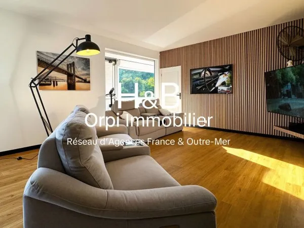 Maison 8 pièces 244 m²